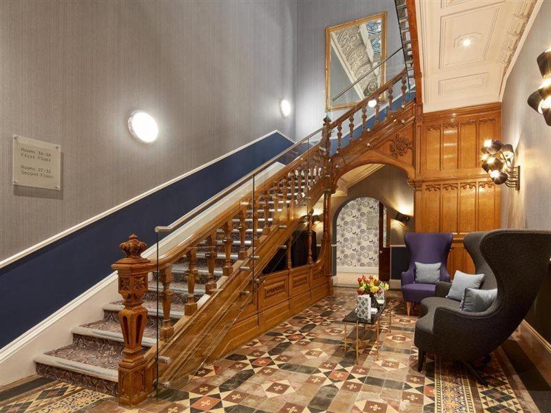 Oddfellows On The Park Cheadle  Exterior photo The staircase